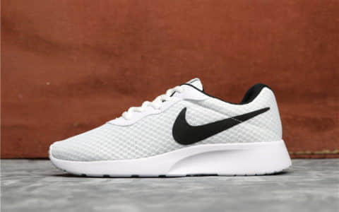 Nike Roshe Run TANJUN白黑 耐克伦敦三代奥运款轻便透气网布跑步鞋 货号：812654-100