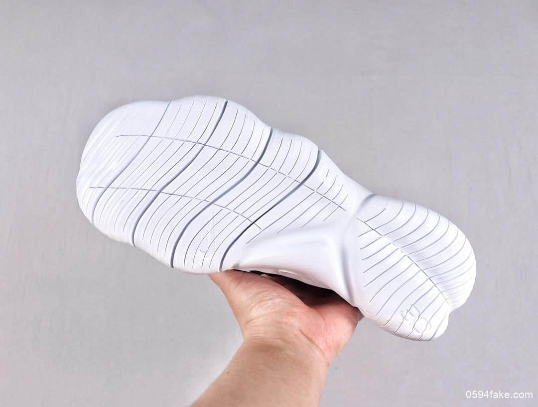 耐克Nike Free Rn Flyknit 3.0赤足轻便跑鞋功能赤足大底针织弹性原面无鞋带公司级版本 货号：AQ5707-001