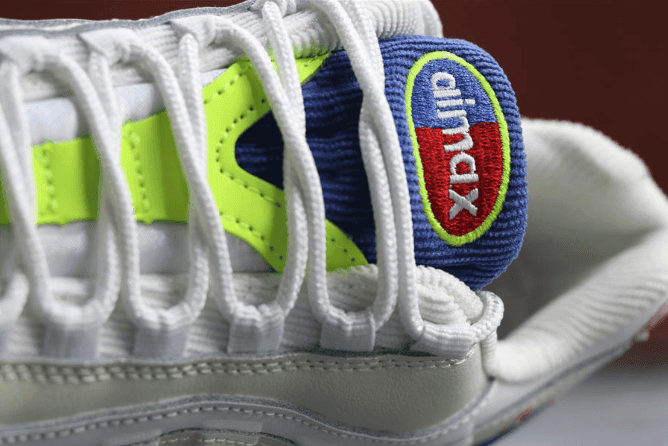 Nike Air Max 95 SE彩虹 耐克公司级子弹95高品质内置彩虹流彩气垫 货号：AJ4138-101
