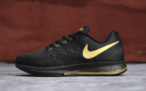 Nike Air Zoom Pegasus 33 LE BG黑金色 耐克登月33代真标带半码高品质透气慢跑鞋 货号：880103-007
