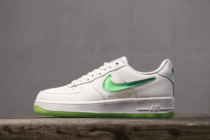 Nike Air Force 1 '07 SE PRM 2荧光绿 耐克果冻真标高品质低帮运动板鞋 货号：AT4143-100