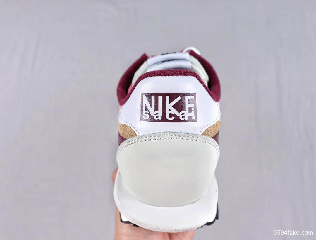 耐克SACAI x NIKE LDV Waffle华夫系列走秀款纯原版本网纱皮面拼接双勾Swoosh跑步鞋 货号：BV0073-500