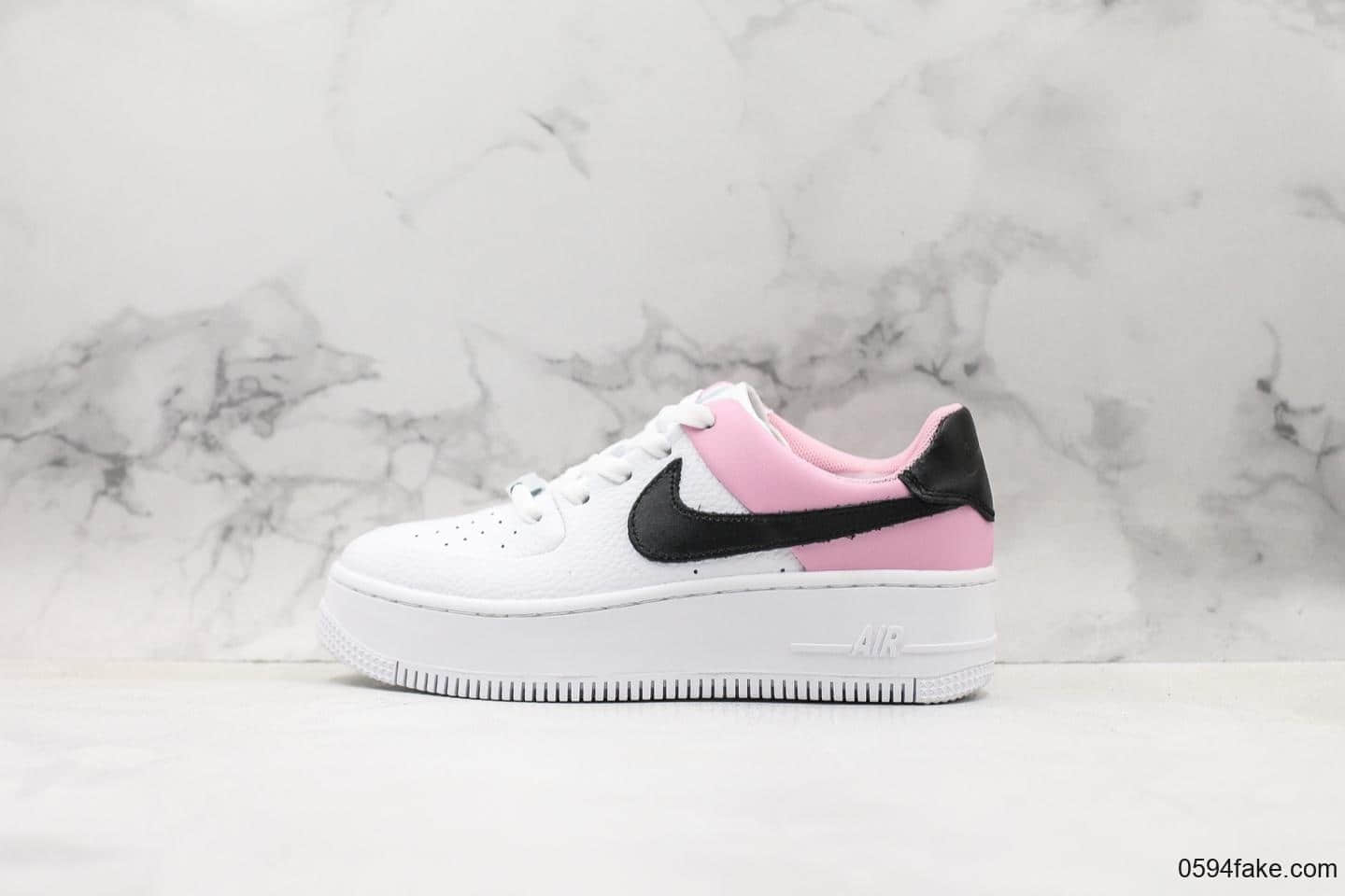 耐克Nike Air Force 1 SAGE LOW LX空军低帮轻量化厚底板鞋纯原版本二次MD组合橡胶+内置气垫 货号：AR5339-102