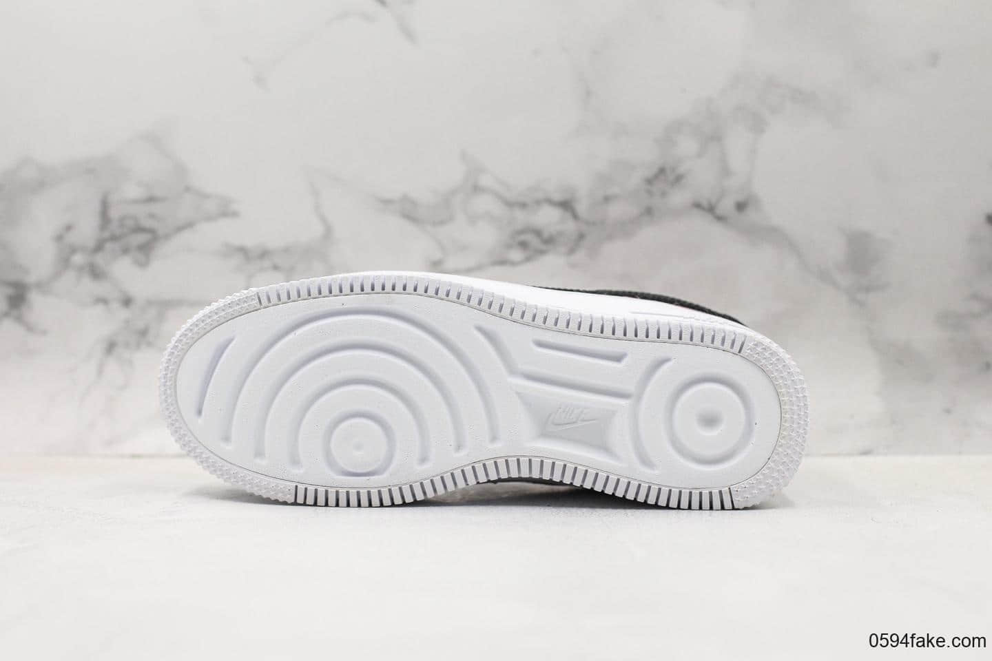 耐克Nike Air Force 1 SAGE LOW LX空军低帮轻量化厚底板鞋纯原版本二次MD组合橡胶+内置气垫 货号：AR5339-102
