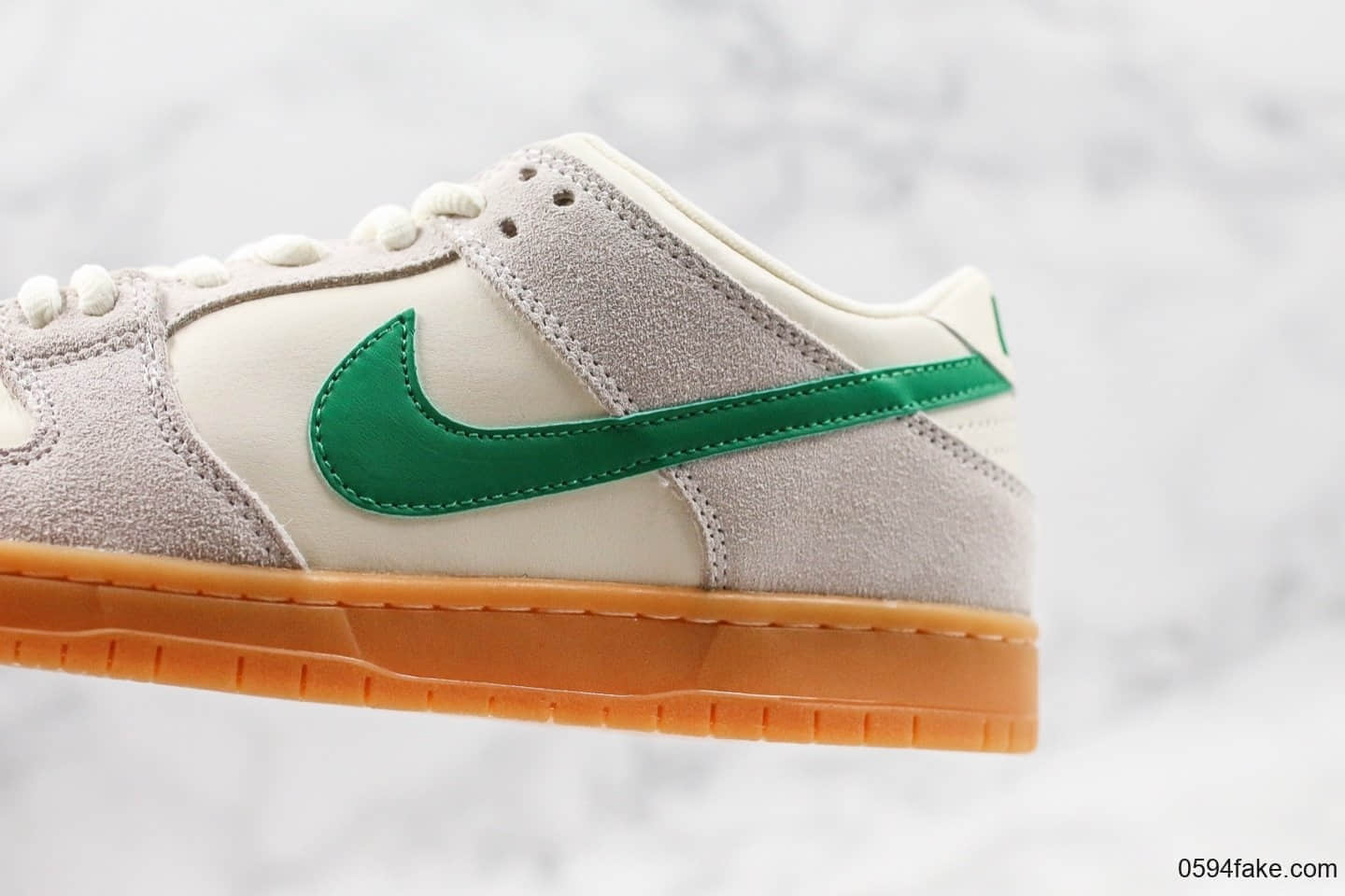 耐克Nike SB Dunk Low Pro纯原版本复古白绿配色SB DUNK原厂头层原盒原标区别市面通货版本 货号：854866-121