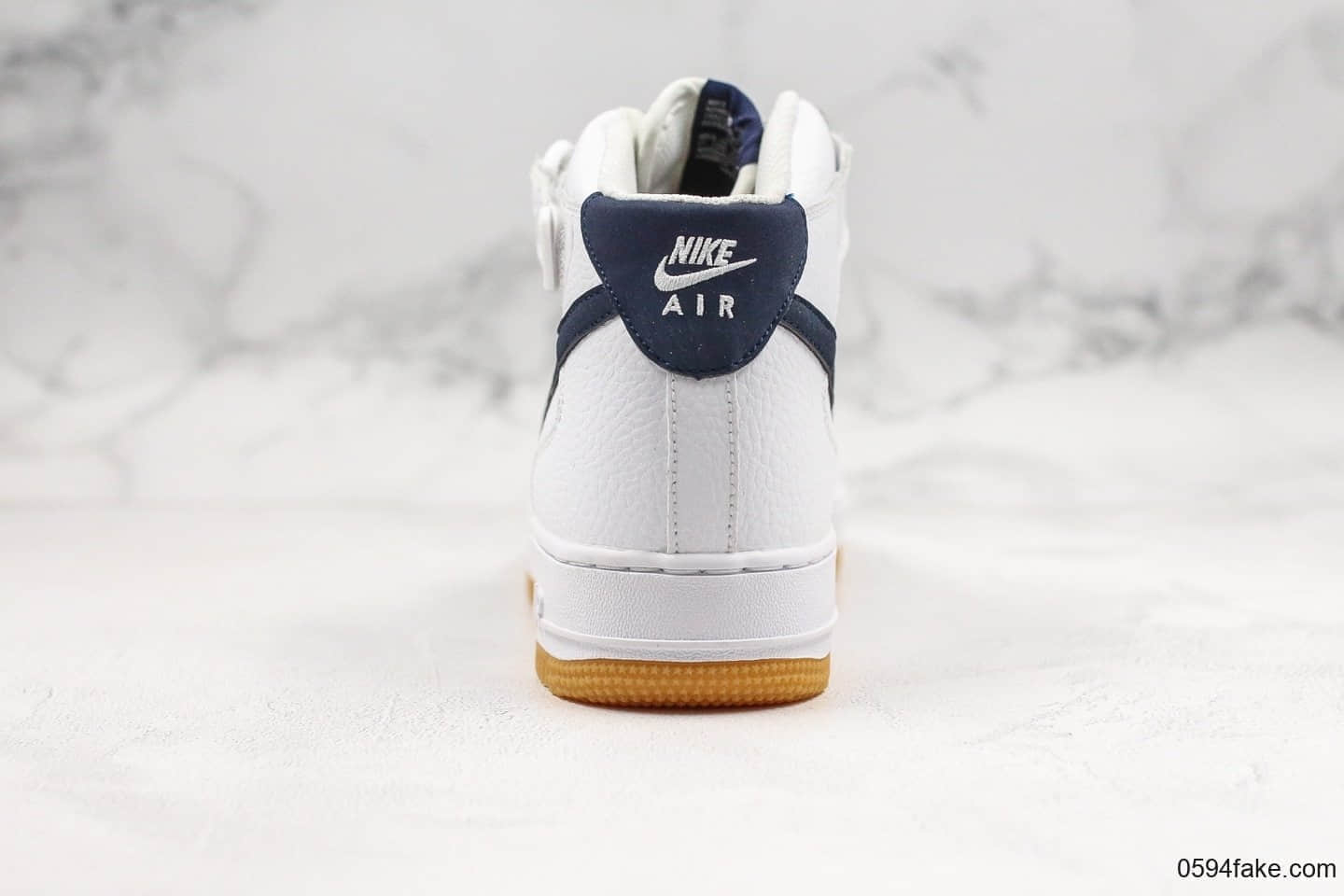 耐克Nike Air Force1 Mid纯原版本高帮空军一号海外发售款深蓝白生胶色内置solo气垫原鞋开模原材打造 货号：CI0058-100