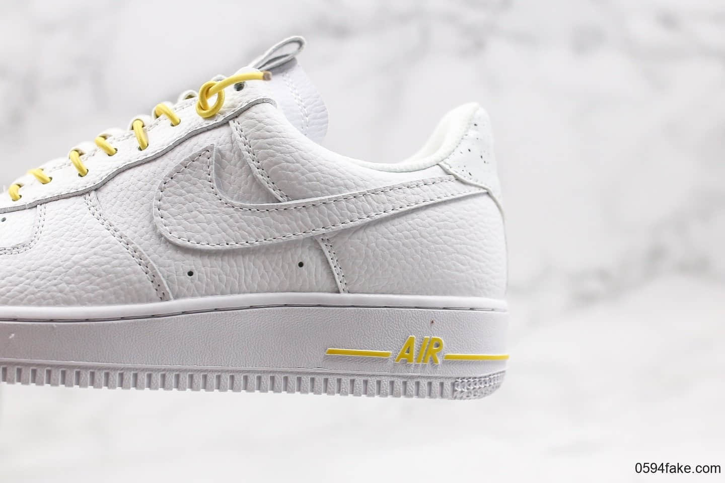 耐克Nike Air Force 1 Lux“White” WMNS公司级版本抽绳解构白黄配色全鞋定制头层皮 货号：898889-104