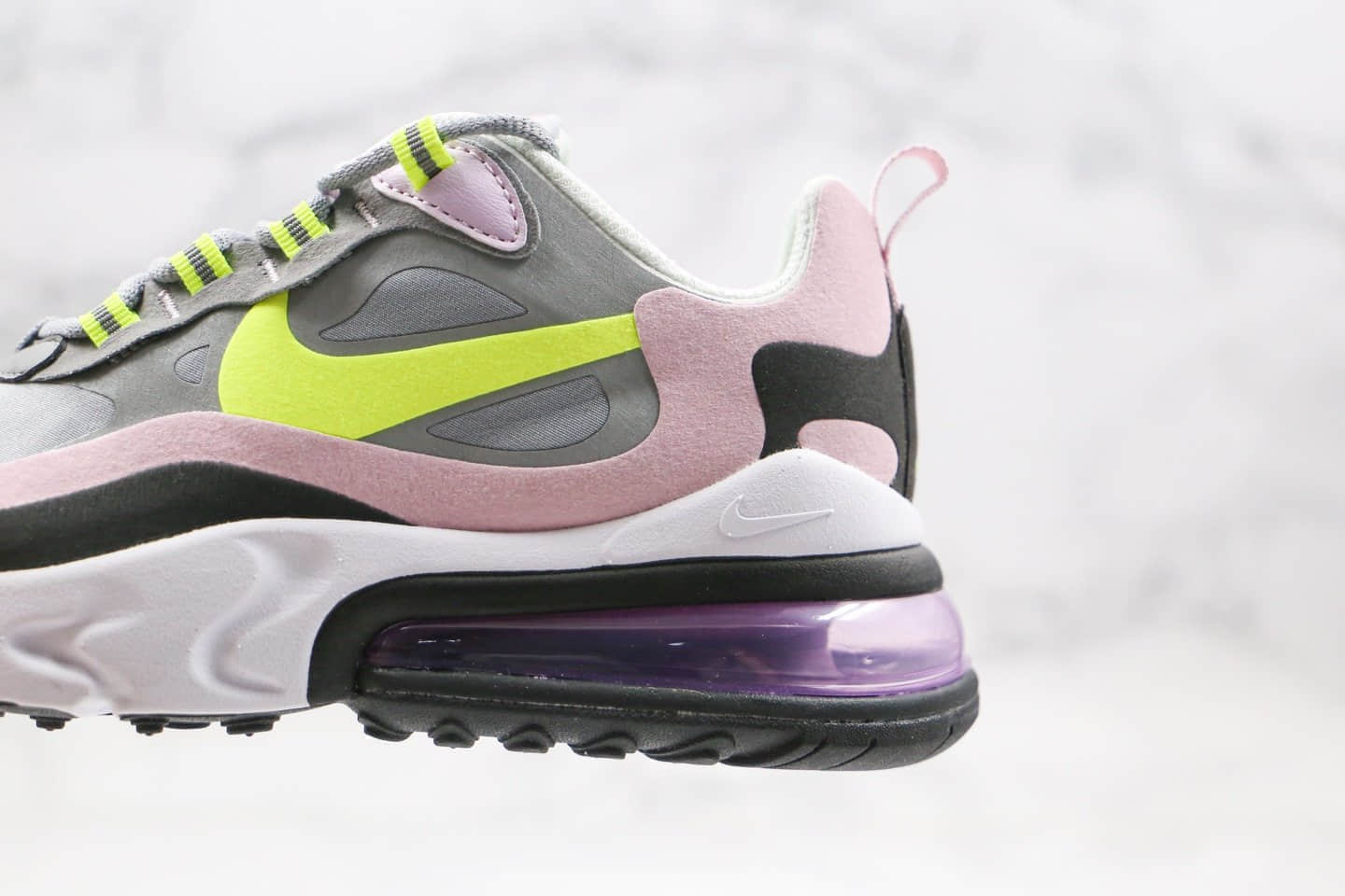 耐克Nike Air Max 270 React纯原版本气垫鞋粉灰绿色内置真小潘气垫原盒原标 货号：BQ0103-010