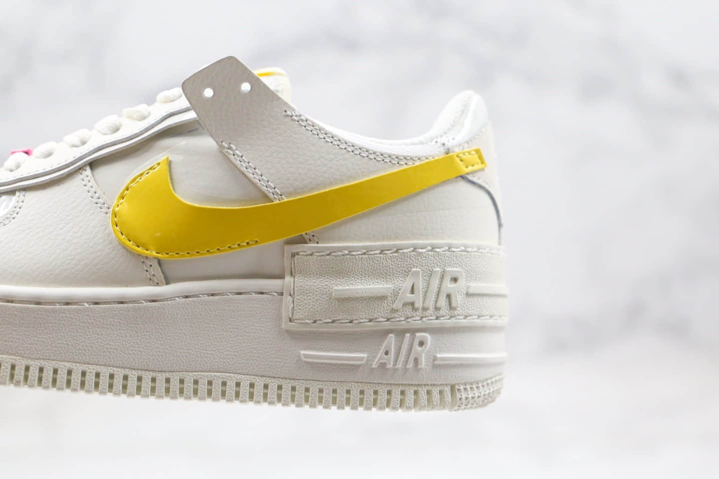 耐克Nike WMNS Air Force 1 Shadow纯原版本空军一号马卡龙系列乳白黄色原盒配件原楦头纸板打造 货号：CZ0375-100