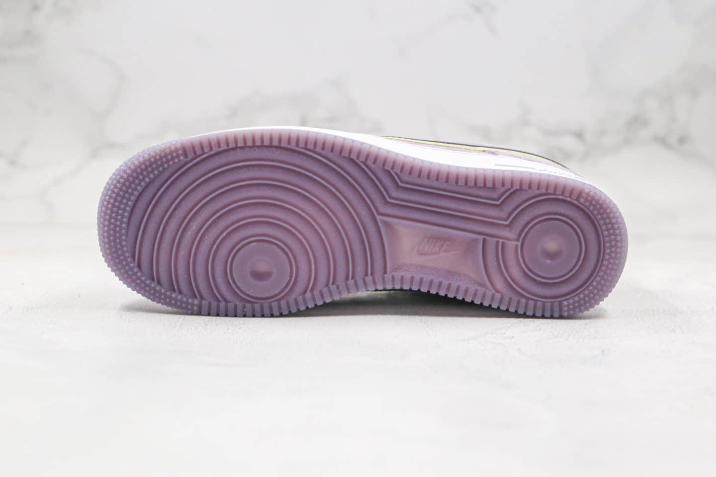耐克Nike Air Force 1 Low P(Her)spective纯原版本低帮空军一号水晶底长绒麂皮香芋紫色银边勾内置气垫原档案数据开发 货号：CW6013-500