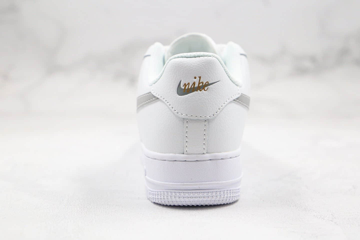 耐克Nike Air Force 1 Low公司级版本空军一号板鞋AF1白银3M反光原纸板开发 货号：AH0287-012