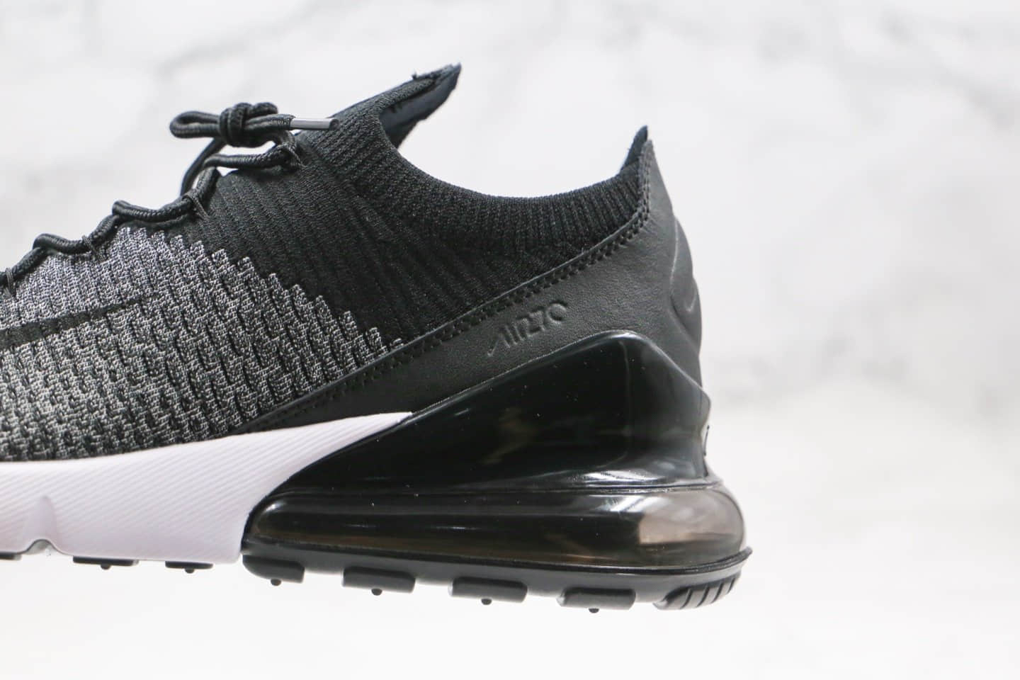 耐克Nike Air Max 270 Flyknit公司级版本半掌气垫跑鞋黑灰色区别市面通货 货号：AO1023-001