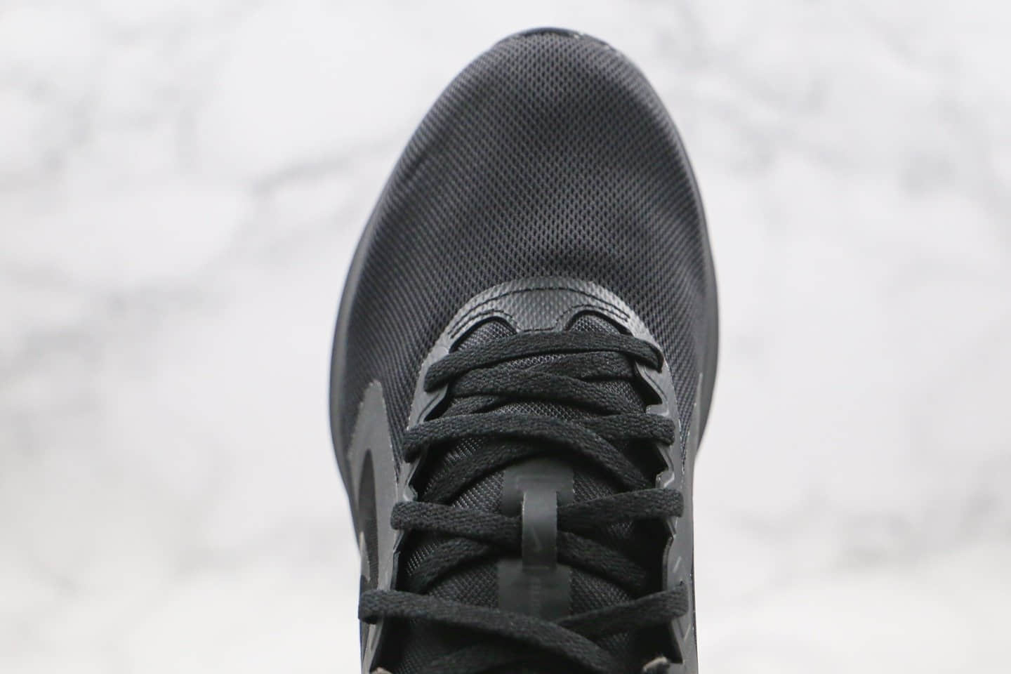 耐克Nike Downshimdter 10纯原版本登月十代跑步鞋全黑色正确原装组合大底原盒原标 货号：CI9983-002