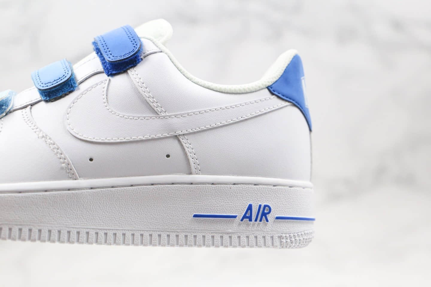 耐克Nike Air Force 1纯原版本低帮空军一号天空蓝魔术贴板鞋内置全掌Sole气垫 货号：898866-008