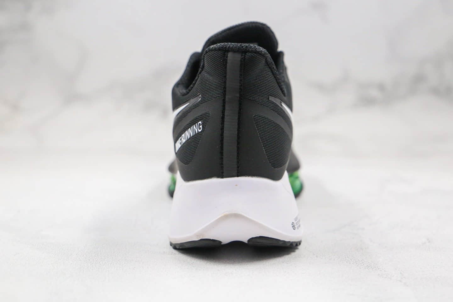 耐克Nike Air ZooM Pegasus Tempo NEXT%纯原版本马拉松透气气垫缓震跑鞋黑白色原档案数据开发 货号：CI9923-083