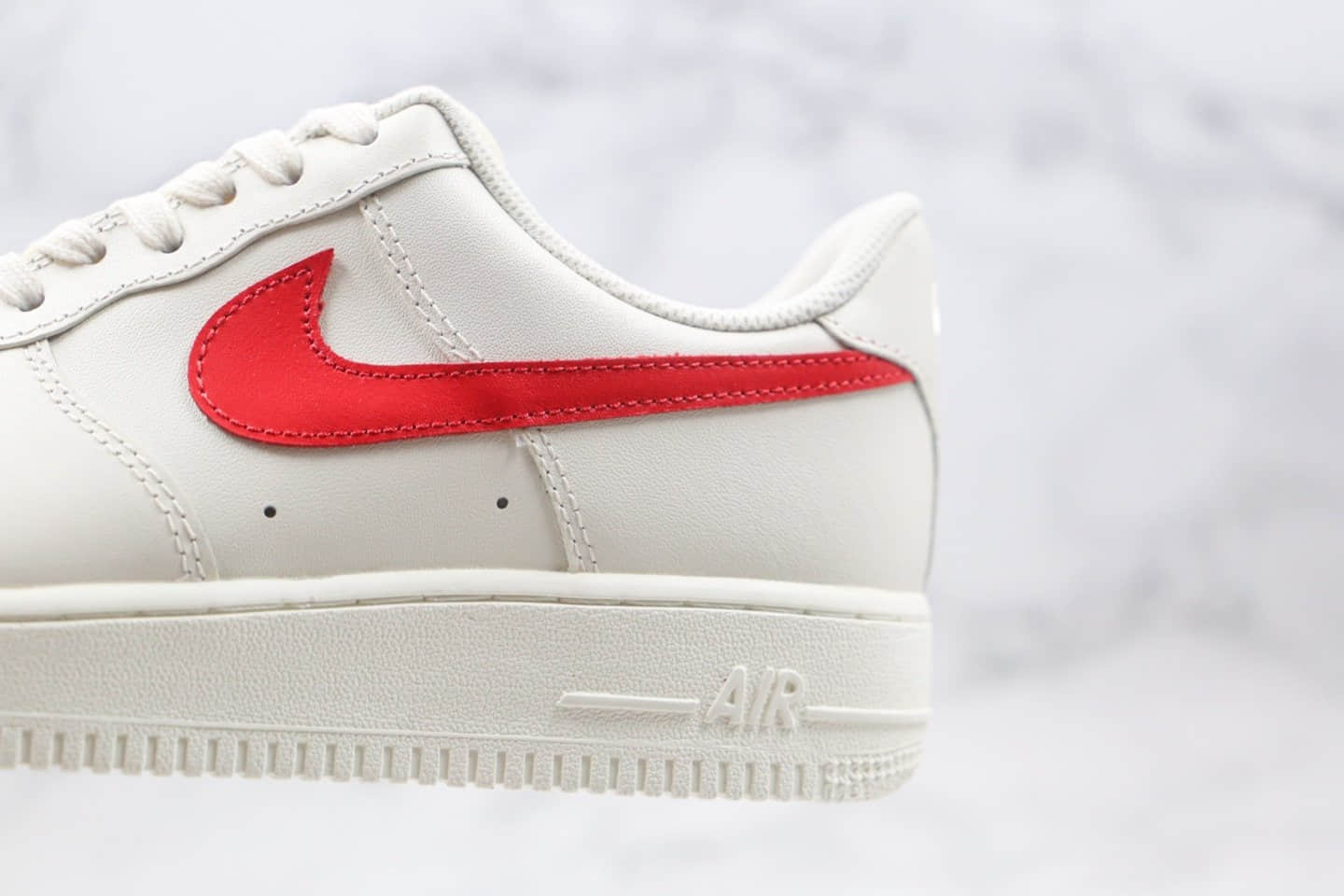 耐克Nike Air Force 1纯原版本空军一号奶白红色内置真sole气垫 货号：315122-126
