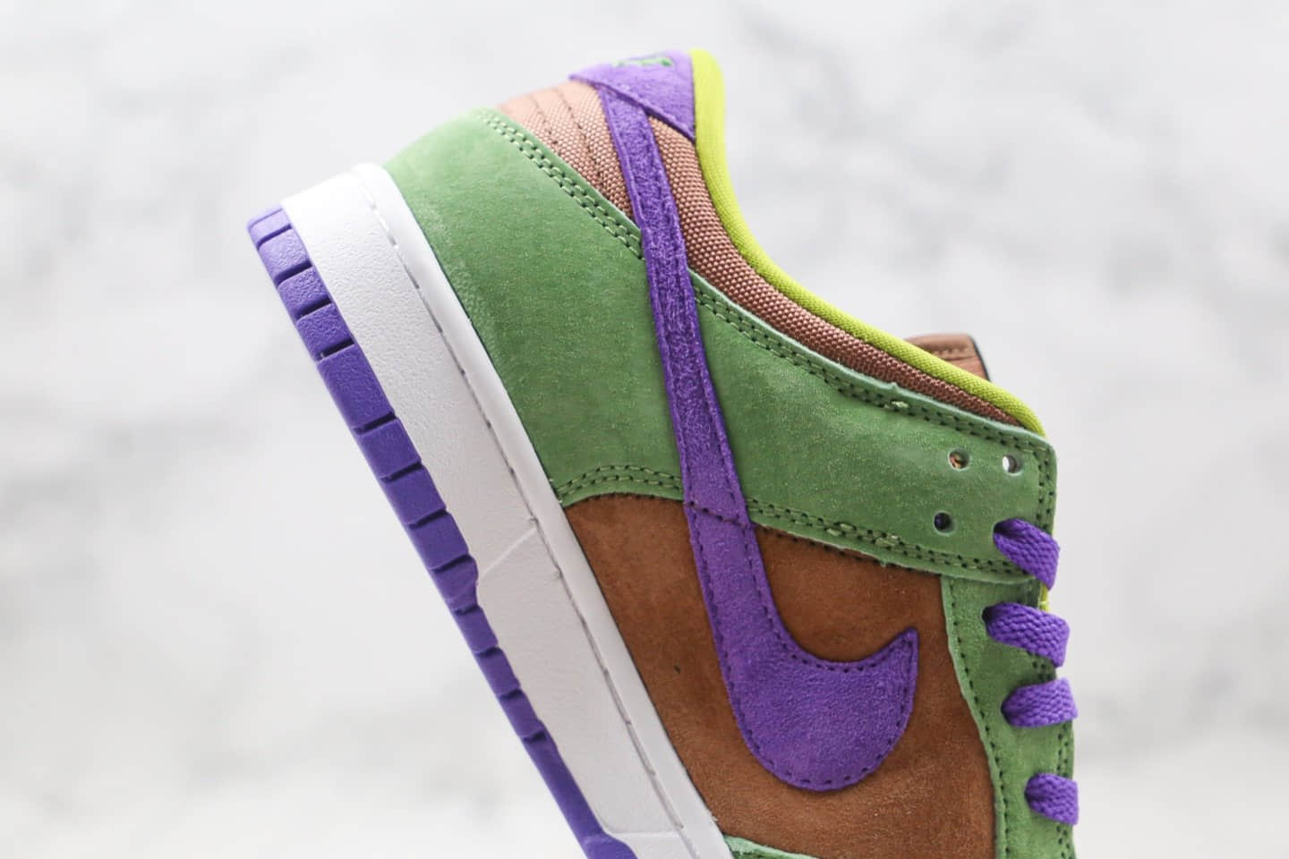 耐克Nike Dunk SB Low Veneer纯原版本低帮SB DUNK丑小鸭板鞋原盒原标内置气垫 货号：DA1469-200