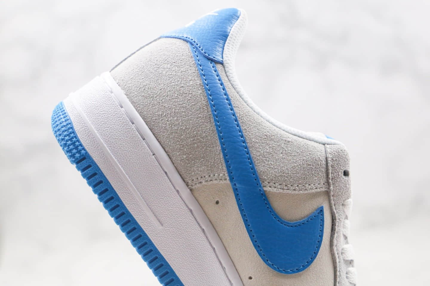 耐克Nike Air Force1 07 Low纯原版本低帮空军一号灰蓝色板鞋内置全掌Sole气垫 货号：CN0844-001
