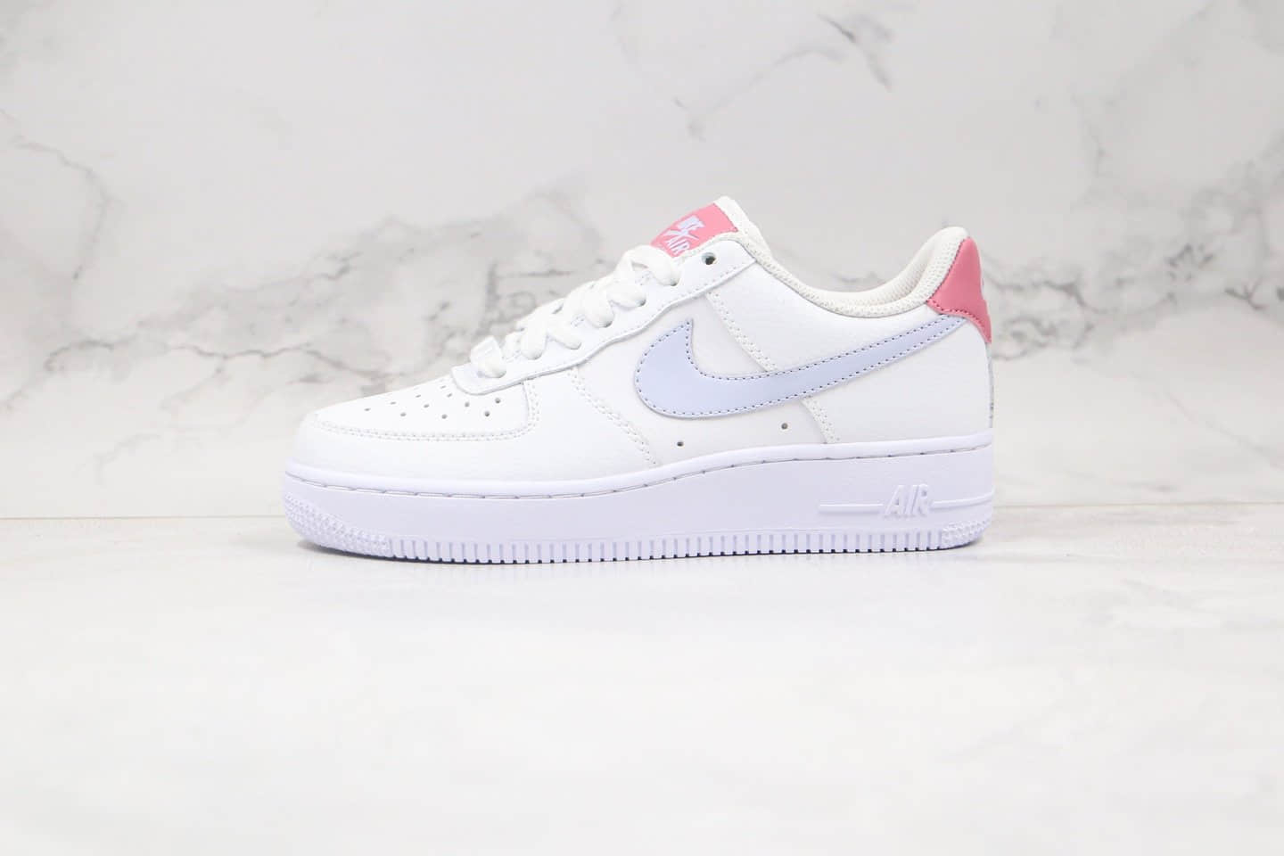 耐克Nike Air Force 1 07纯原版本低帮空军一号白浅紫粉色板鞋内置气垫原盒原标 货号：315115-156