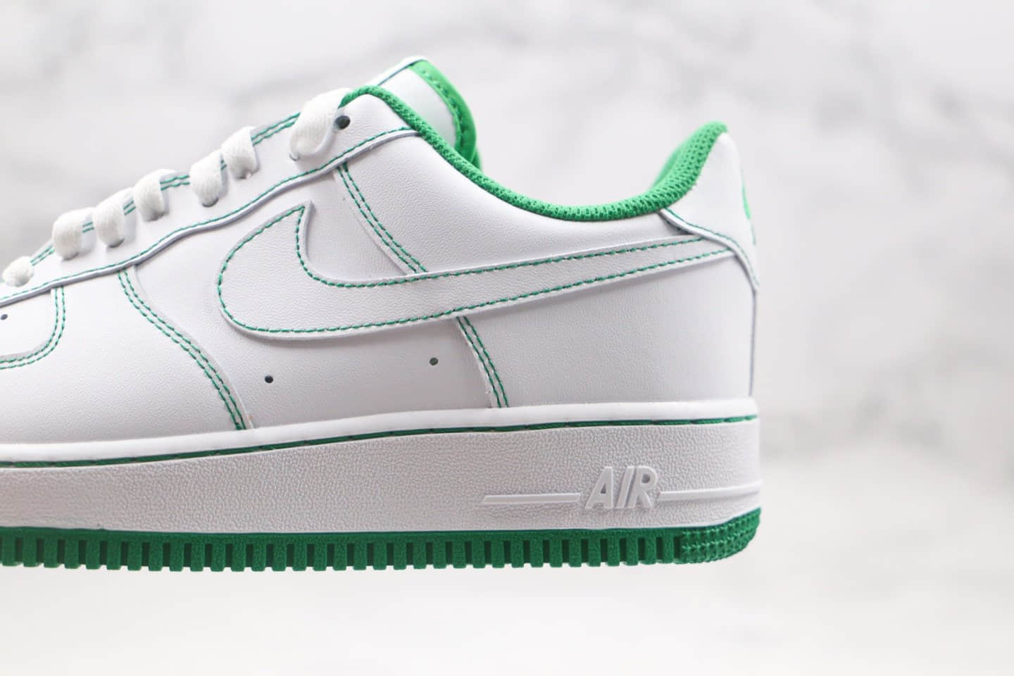 耐克Nike Air Force1 LOW'07纯原版本低帮空军一号白绿色缝线板鞋内置全掌Sole气垫 货号：CV1724-103