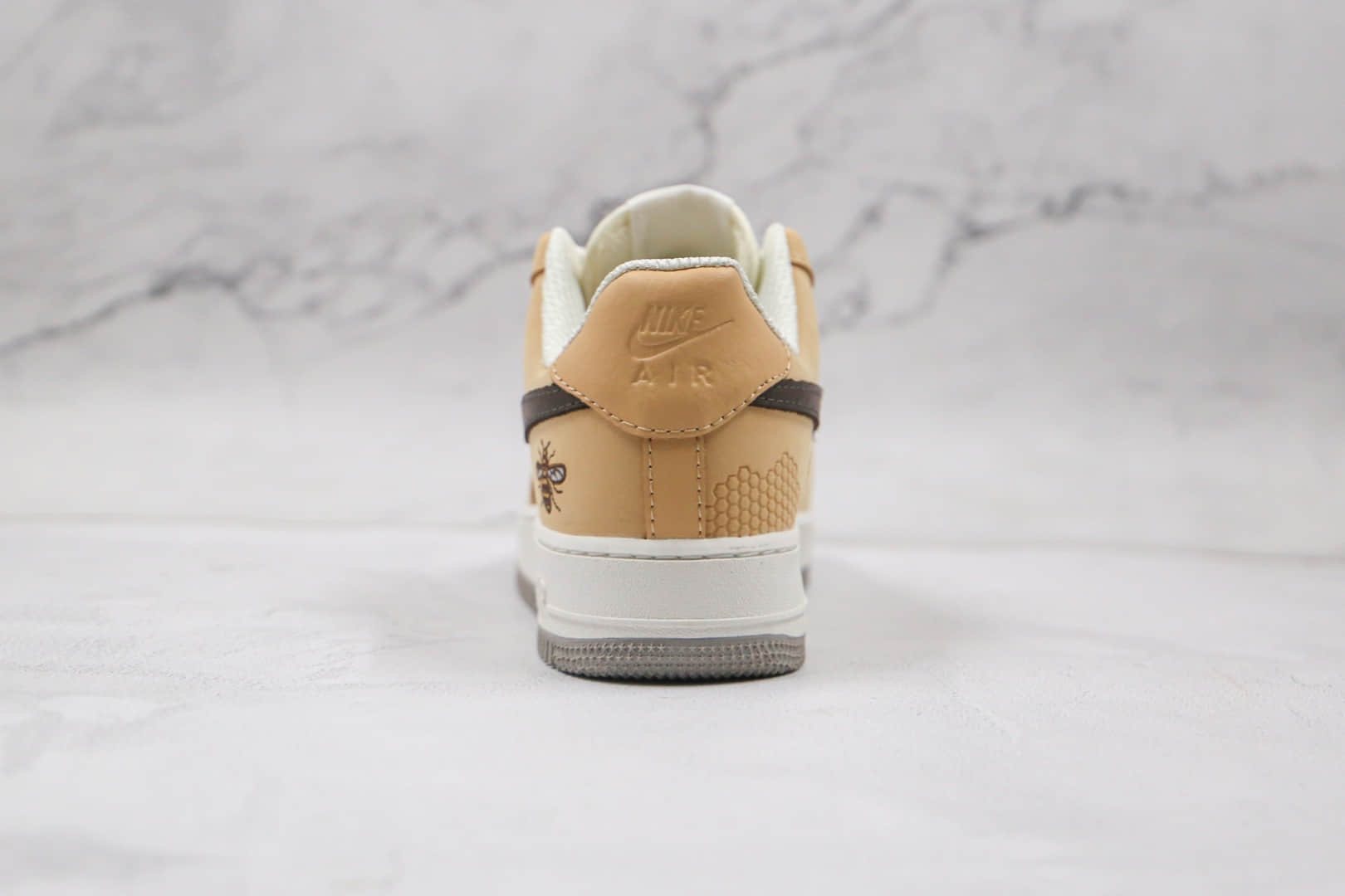 耐克Nike Air Force 1 Low Manchester Bee纯原版本低帮空军一号奶茶小蜜蜂板鞋内置全掌Sole气垫 货号：DC1939-200