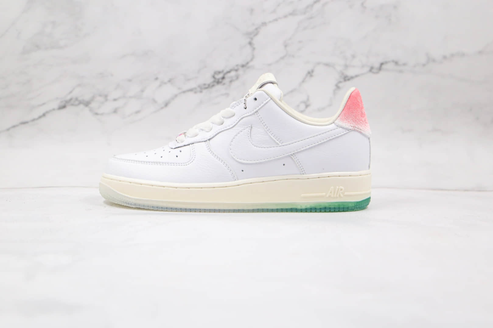 耐克Nike Air Force 1 '07 PRM纯原版本低帮空军一号白绿粉寿桃配色板鞋内置Sole气垫 货号：DC3287-111