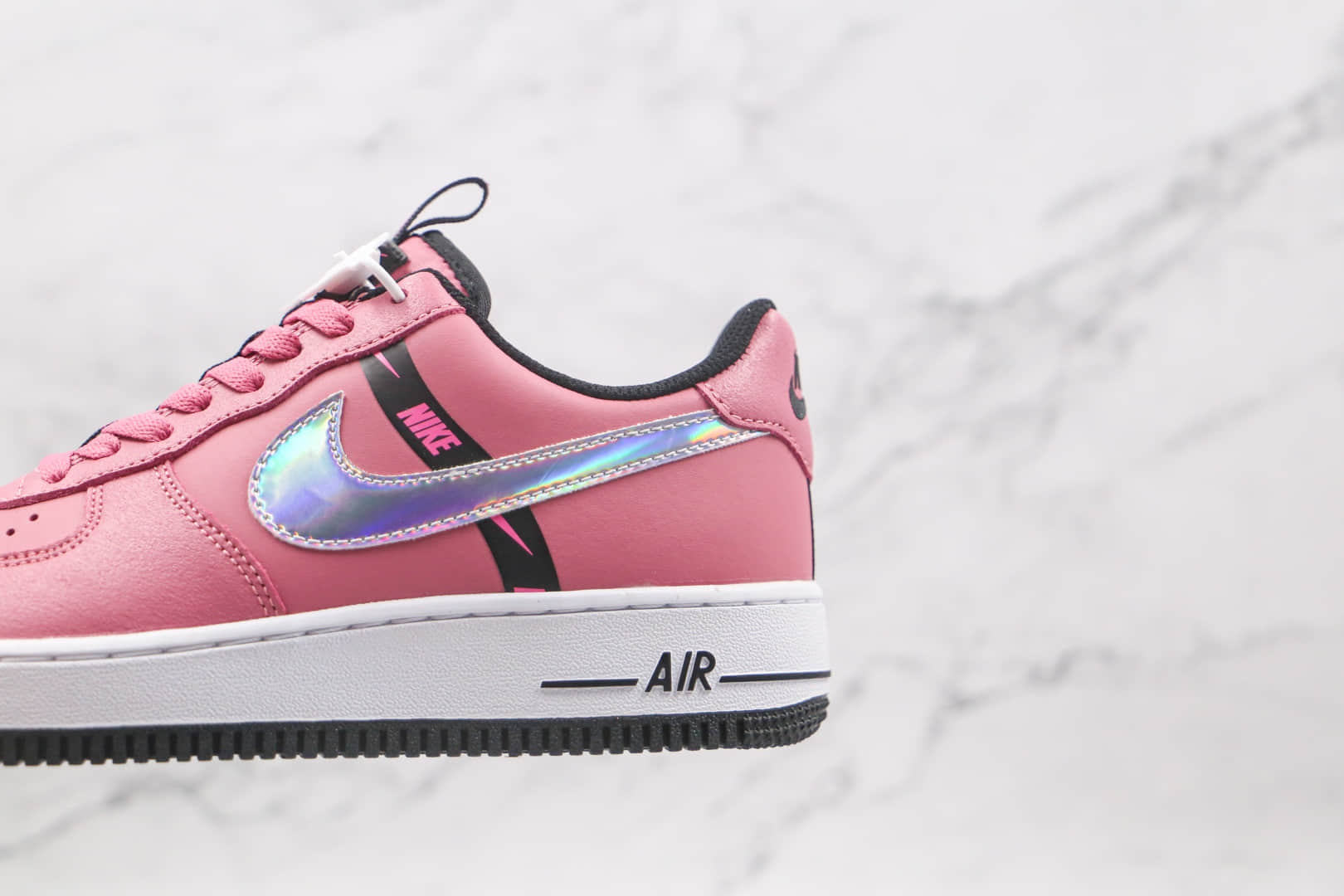 耐克Nike Air Force 1 LVB KSA纯原版本低帮空军一号玫红粉色皮面刺绣3M反光勾板鞋正确鞋面材质 货号：CT4683-600