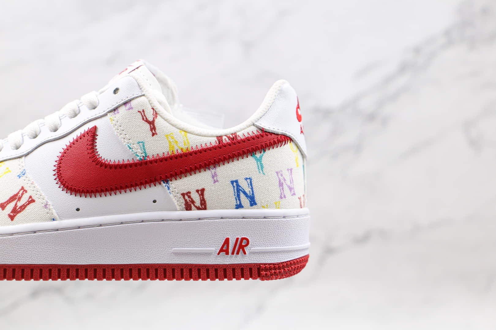 耐克Nike Air Force 1‘07纯原版本低帮空军一号白红色彩色NY logo板鞋内置气垫 货号：315122-443