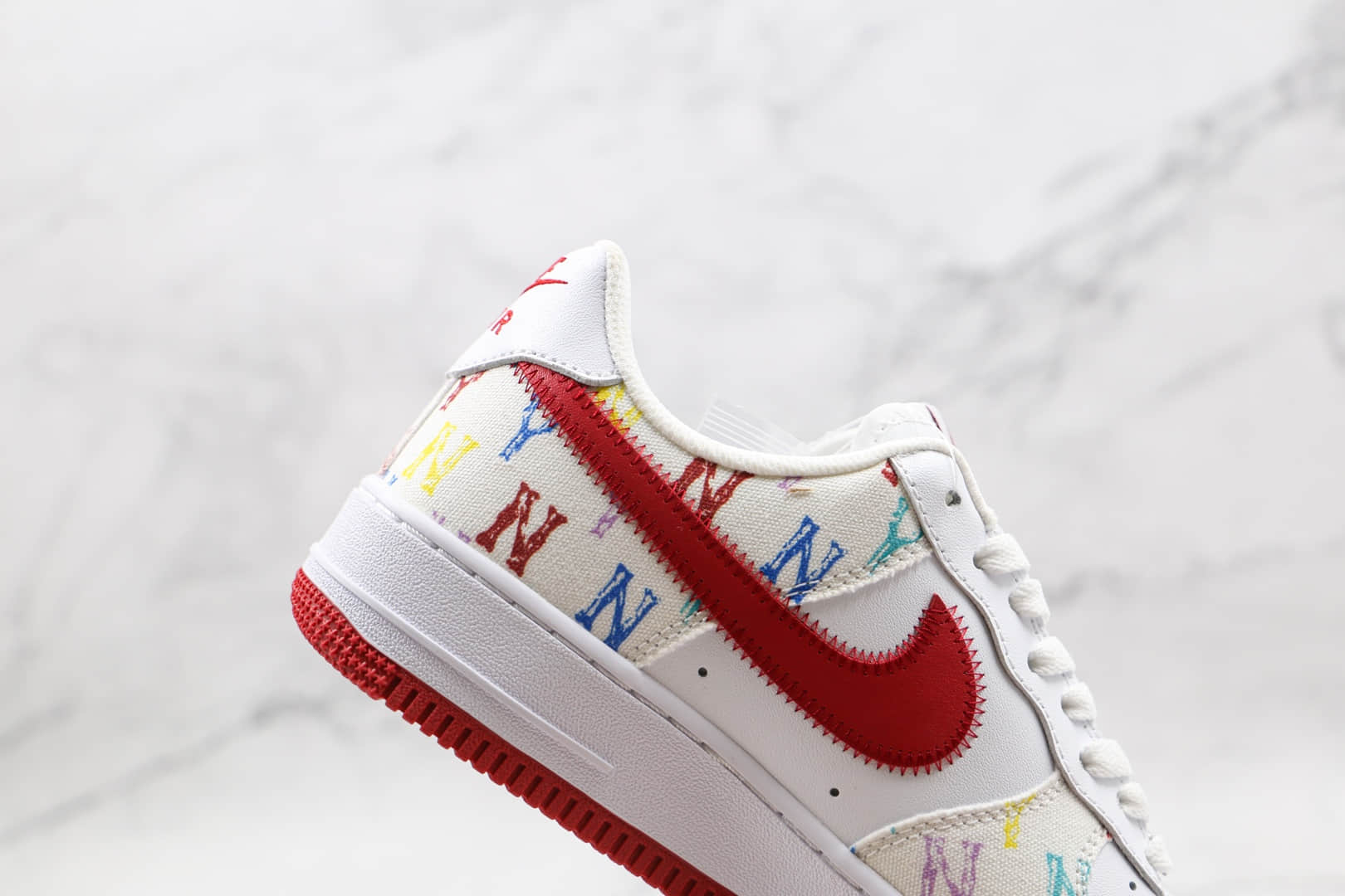 耐克Nike Air Force 1‘07纯原版本低帮空军一号白红色彩色NY logo板鞋内置气垫 货号：315122-443