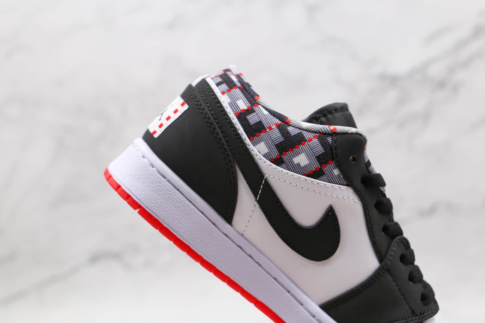 乔丹Air Jordan 1 Low Quai 54纯原版本低帮AJ1黑白格子54数字板鞋原档案数据开发 货号：DM0095-106