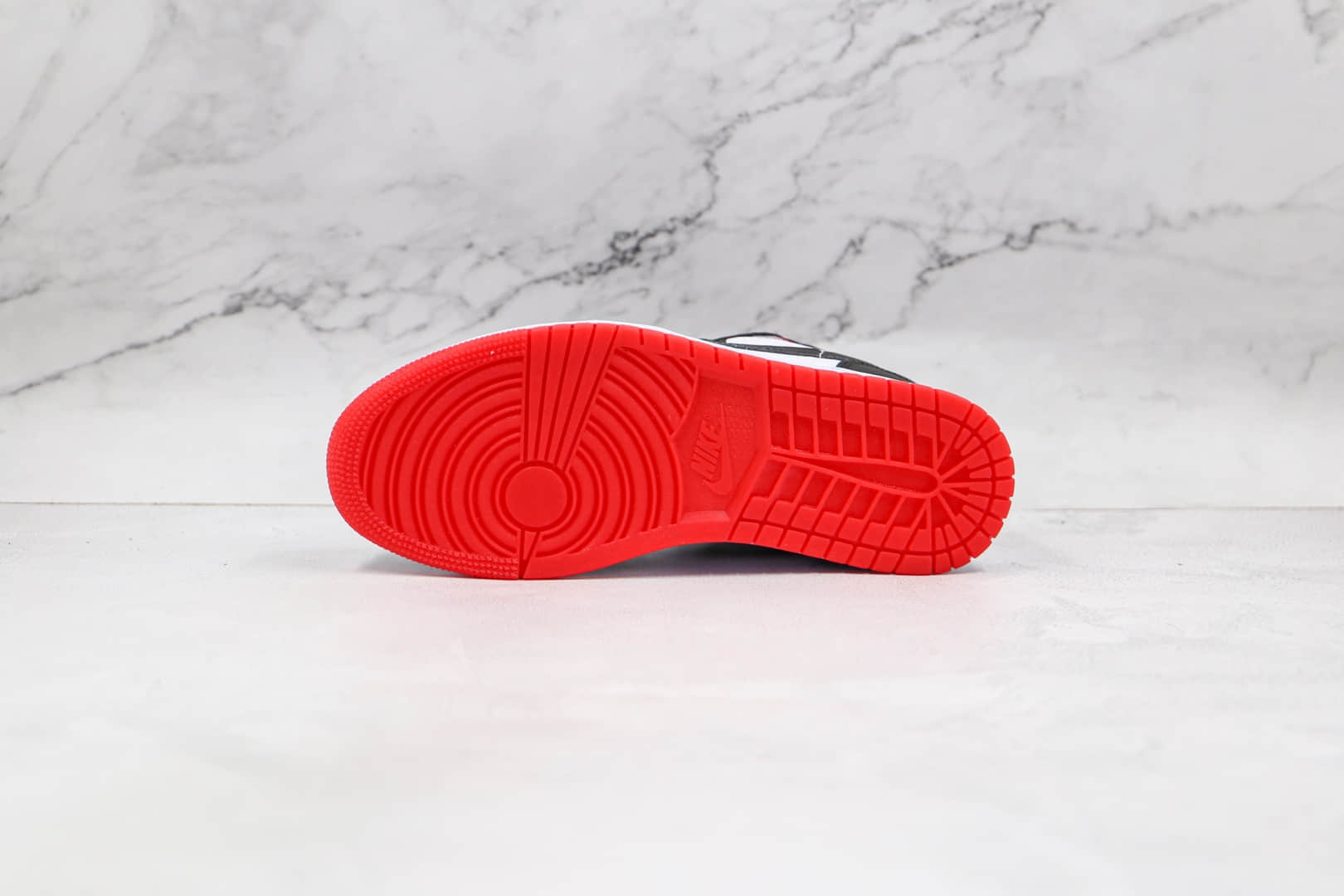 乔丹Air Jordan 1 Low Quai 54纯原版本低帮AJ1黑白格子54数字板鞋原档案数据开发 货号：DM0095-106