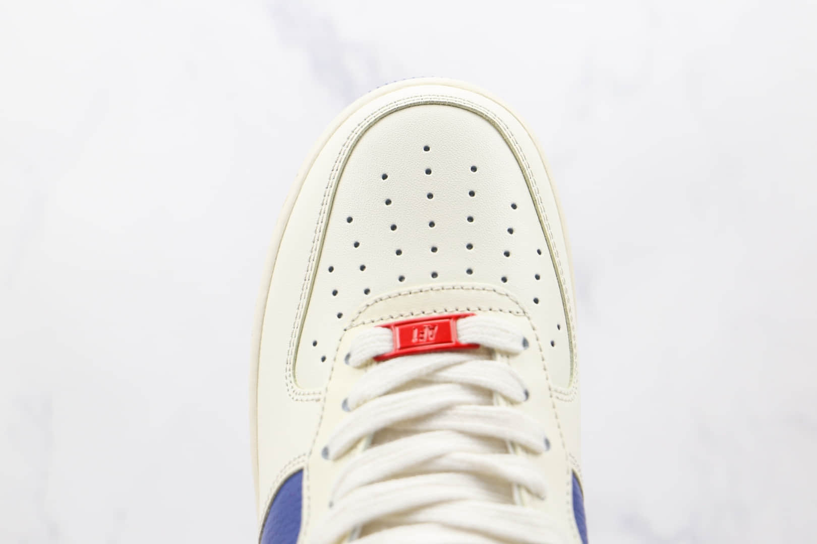 耐克Nike AIR FMRCE 1纯原版本低帮空军一号白蓝红色板鞋内置气垫 货号：CW2288-901