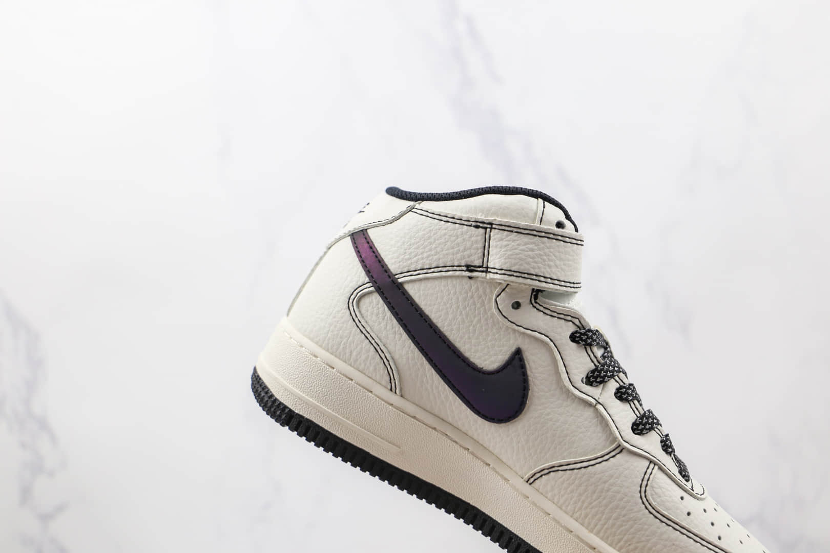 耐克Nike Air Force 1 mid纯原版本中帮空军一号五道杠夜魔侠联名款板鞋原档案数据开发 货号：CK6690-100