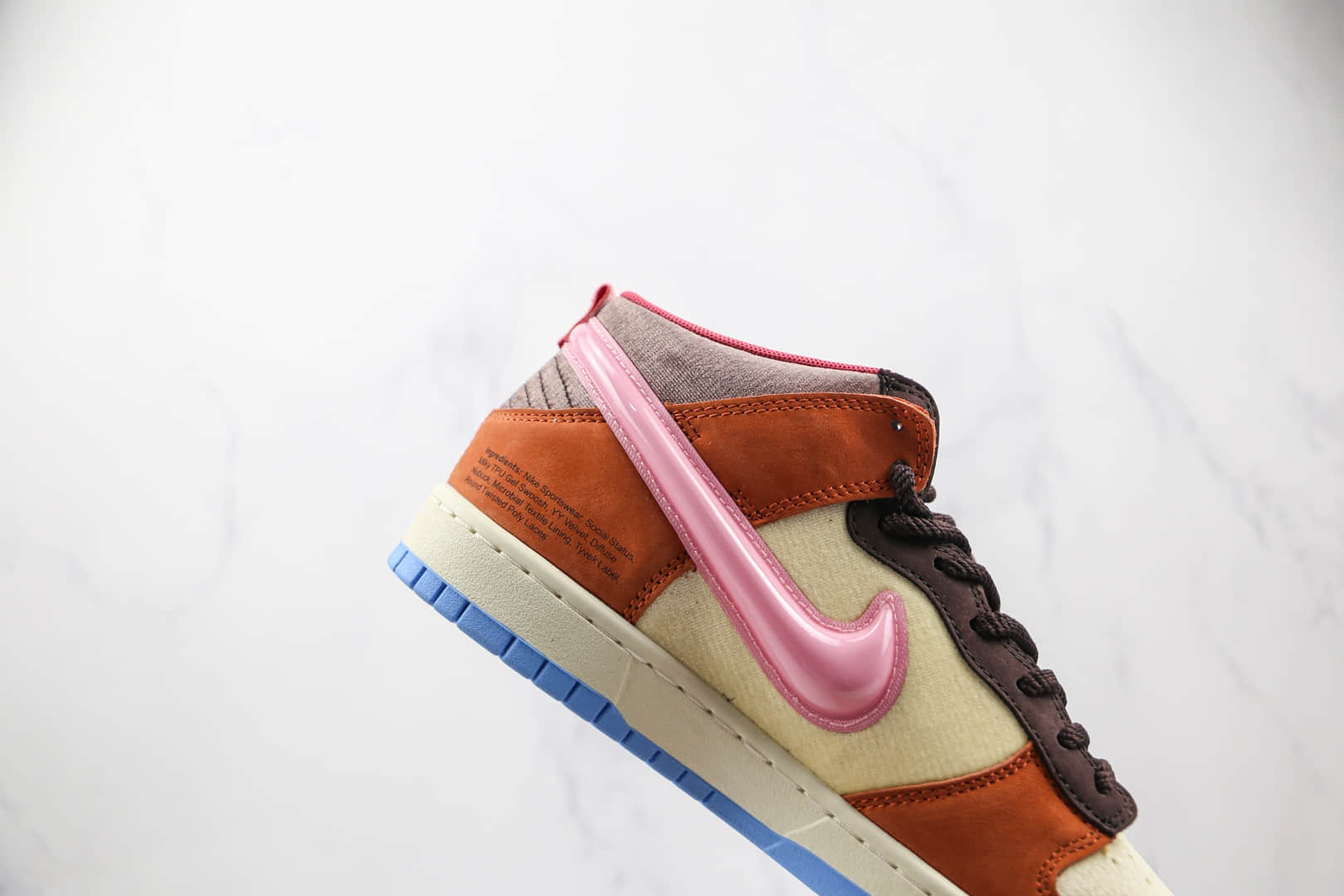 耐克Nike SB Dunk Mid x Social Status联名款纯原版本中帮SB DUNK巧克力牛奶果冻钩棕白粉色板鞋原盒原标 货号：DJ1173-700