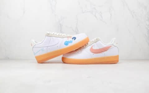耐克Nike Air Force 1 07 Low纯原版本低帮空军一号白橙手绘涂鸦板鞋内置气垫 货号：DB3595-100