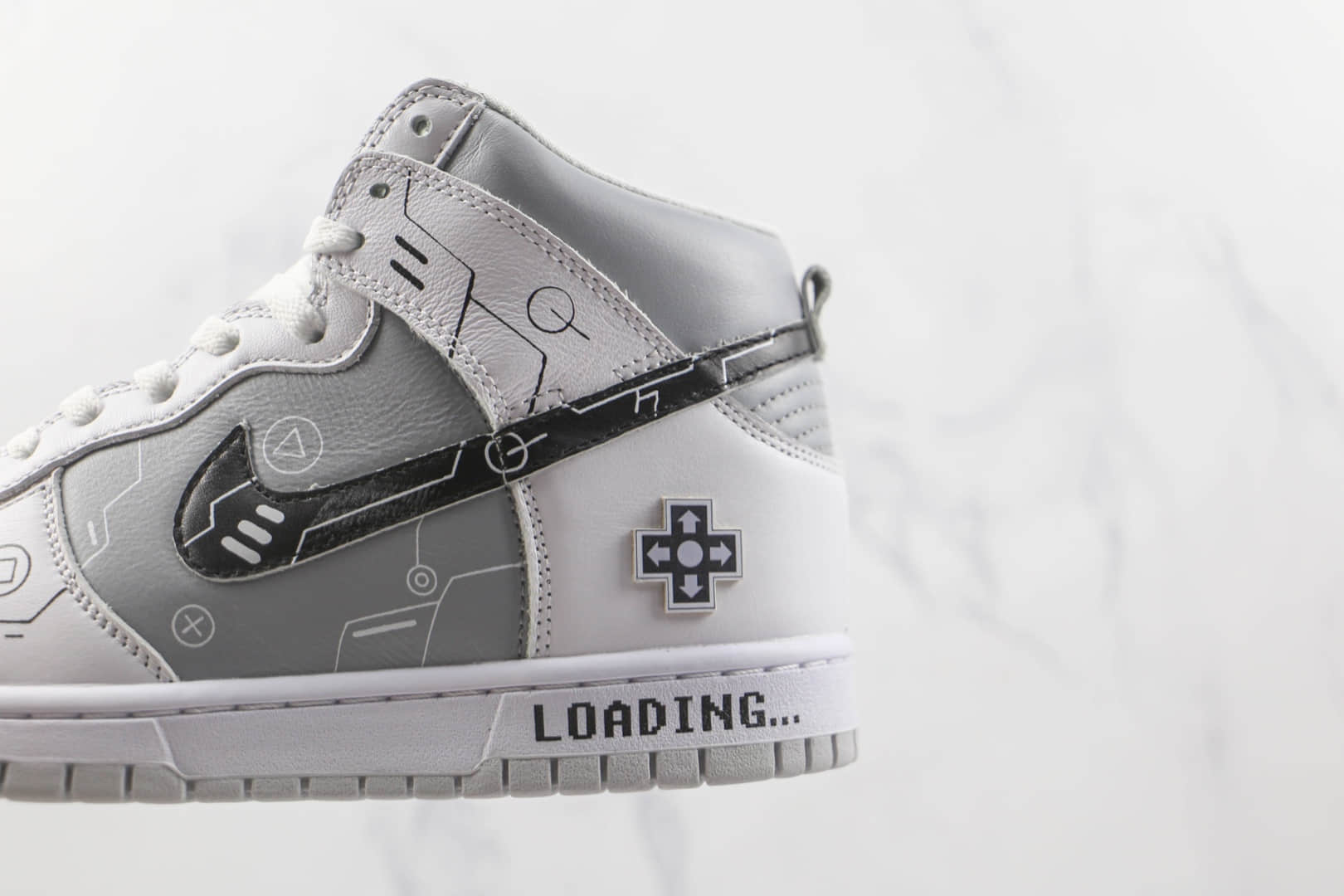 耐克Nike SB Dunk High纯原版本高帮SB DUNK电玩系列板鞋原档案数据开发 货号：CZ8149-101