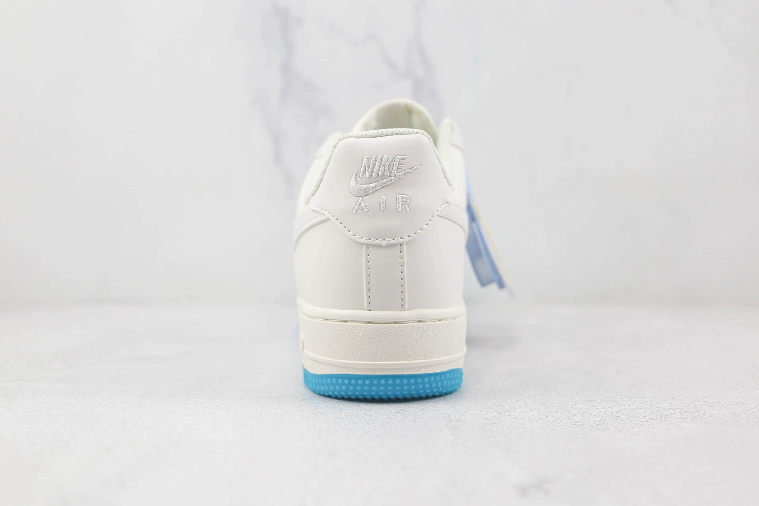 耐克Nike Air Force 1’07 Low纯原版本低帮空军一号变色龙板鞋内置气垫 货号：CH6696-326