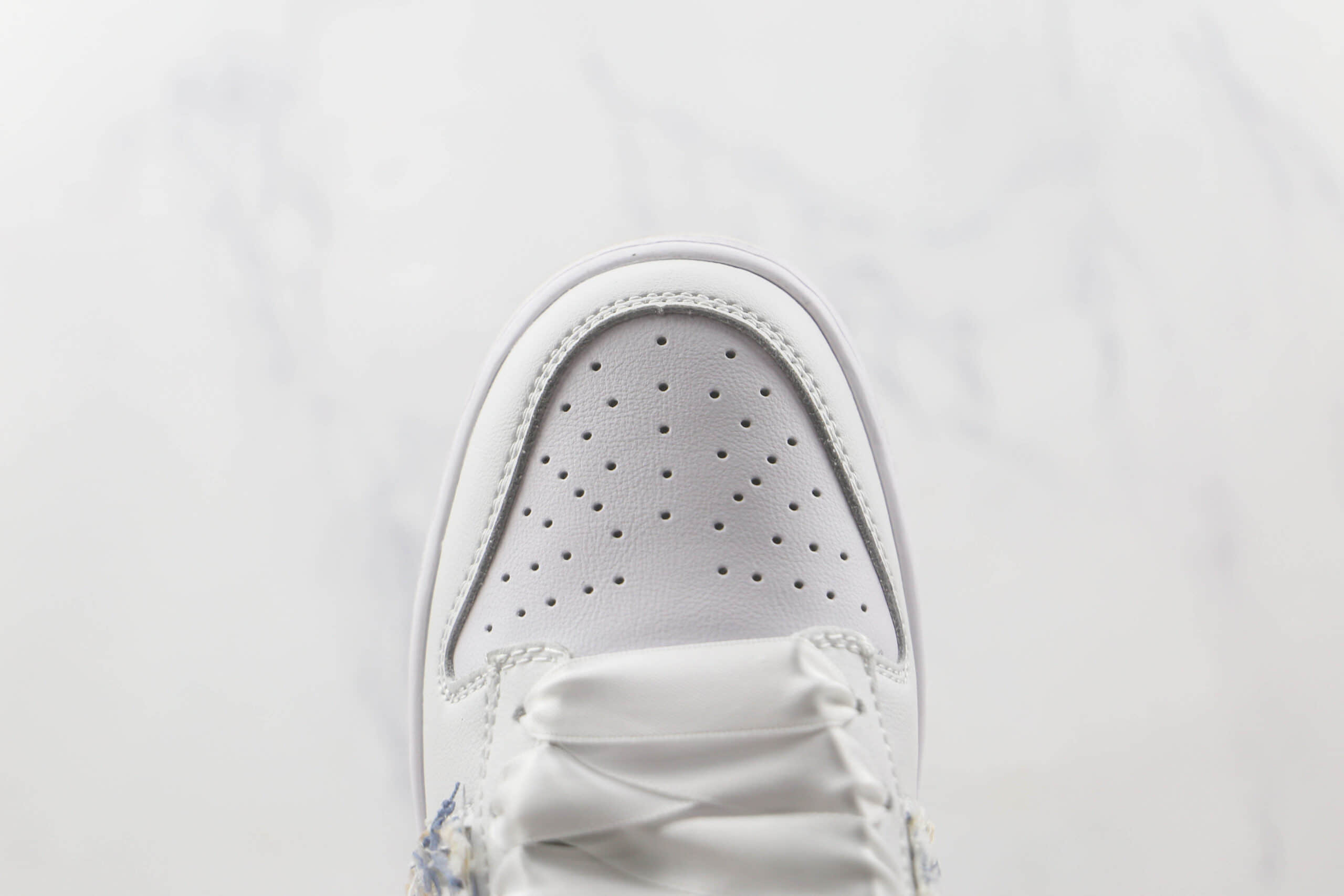 耐克Nike SB Zoom Dunk Low Pro纯原版本低帮SB DUNK小香风缝制宝石丝绸鞋带复古风白蓝定制板鞋内置气垫 货号：895969-160