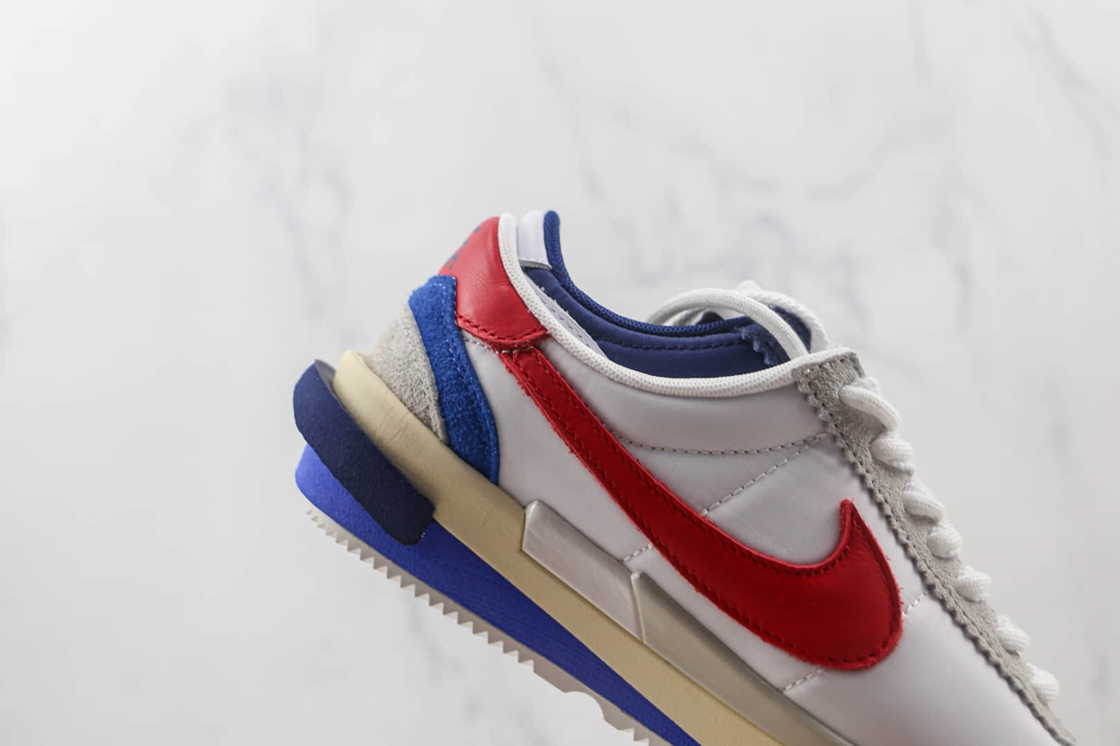 耐克Nike Air Zoom Cortez SP 4.0 Grey White x Sacai联名款纯原版本厚底阿甘白红双勾老爹鞋原盒原标 货号：DQ0581-100