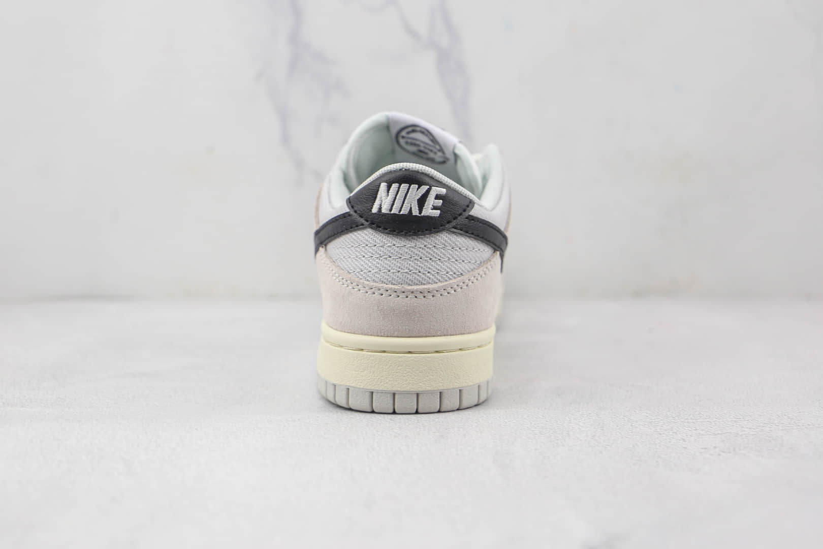 耐克Nike Dunk Low纯原版本白灰黑勾低帮SB DUNK板鞋原档案数据开发 货号：DO9776-001