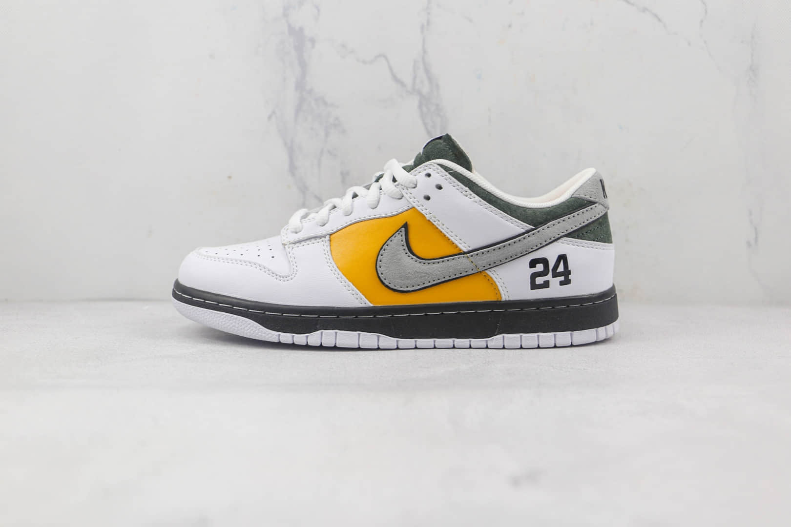 耐克Nike SB Dunk Low Pro纯原版本低帮SB DUNK白灰黄科比8-24配色板鞋内置气垫原盒原标 货号：LF2428-001