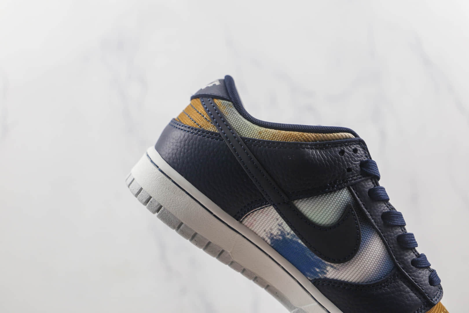耐克Nike Dunk Low Graffiti天花板纯原版本低帮DUNK街头涂鸦配色板鞋原档案数据开发 货号：DM0108-400