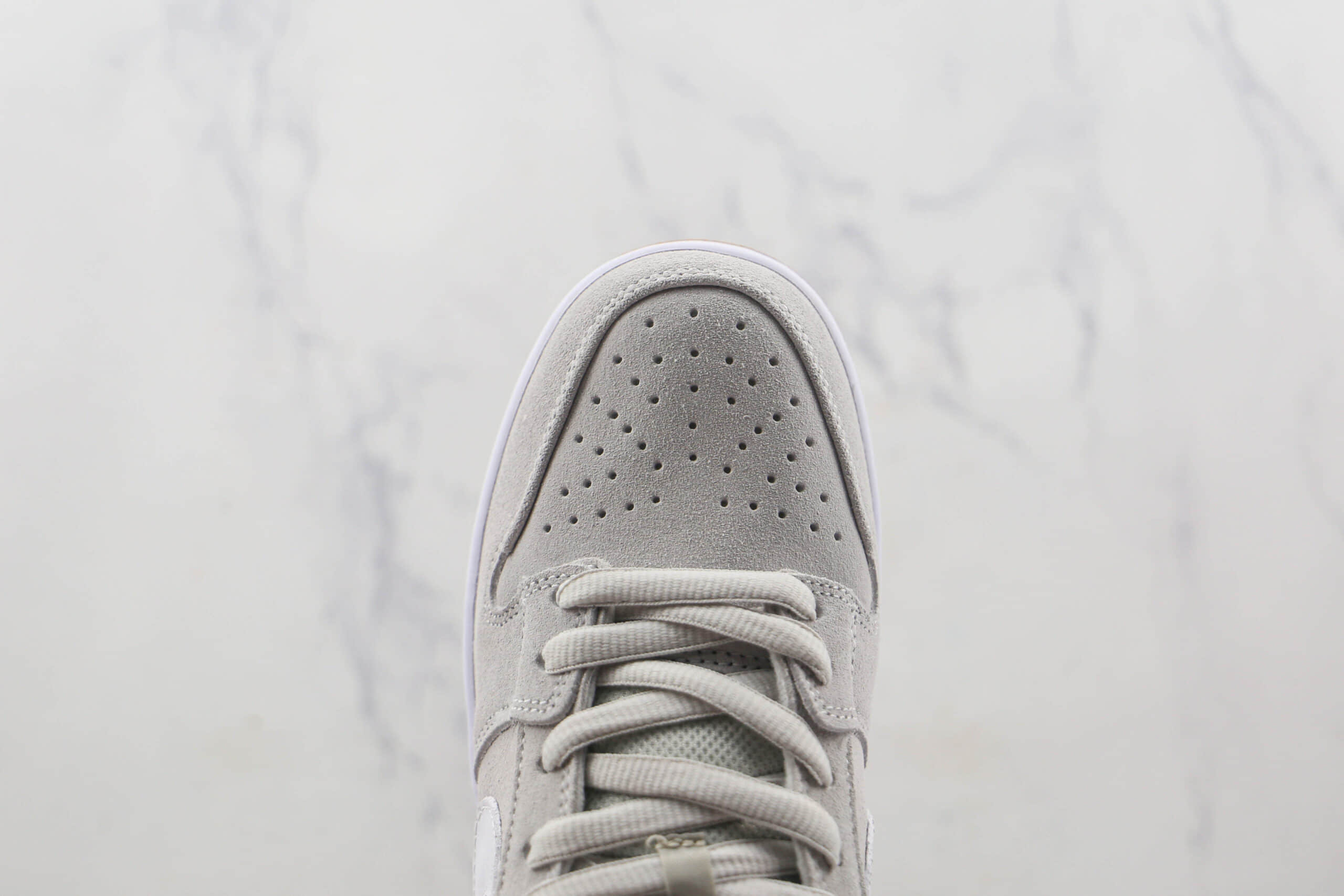耐克Nike SB Dunk Low Warriors纯原版本低帮SB DUNK灰麂皮白钩板鞋内置气垫 货号：304292-106