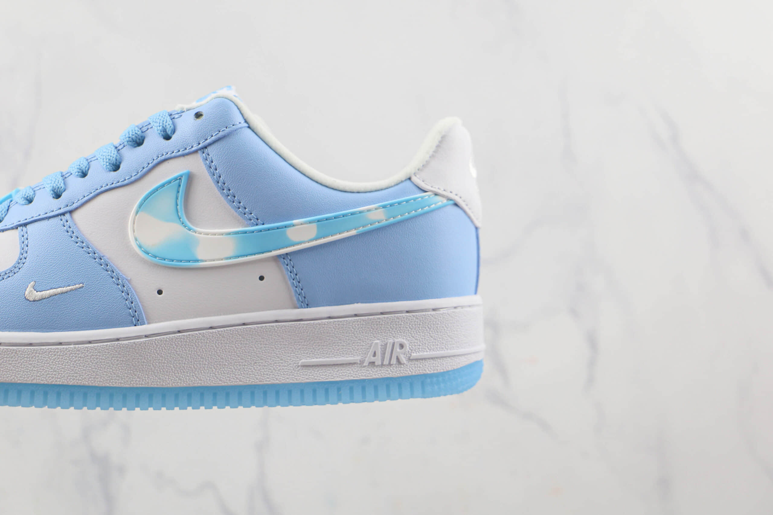 耐克Nike Air Force 1’07 Low莆田纯原复刻版本低帮空军一号白蓝双钩板鞋内置气垫 货号：DX2937-100