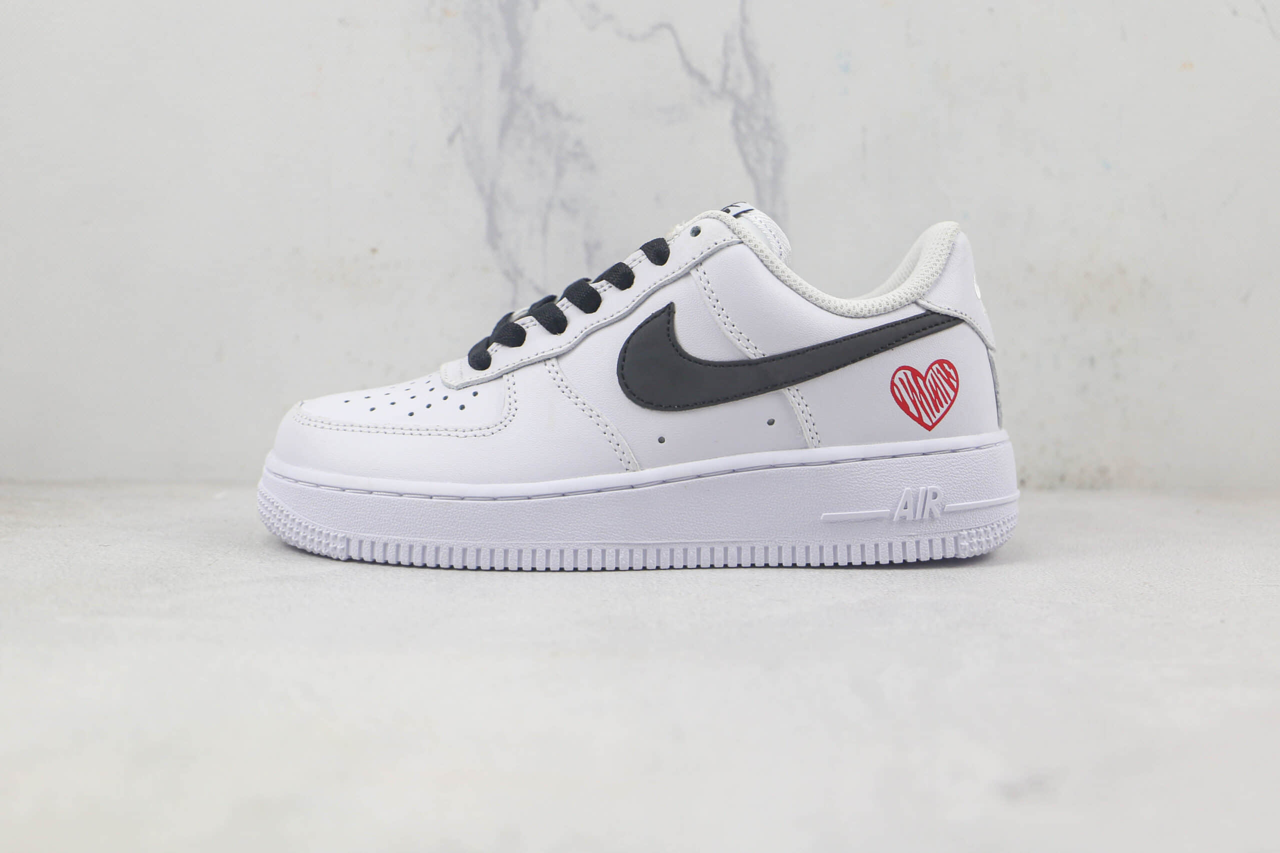 耐克Nike Air Force 1 Low莆田天花板纯原复刻版本低帮AF1空军一号爱心涂鸦板鞋原厂中底钢印 货号：CW2288-813