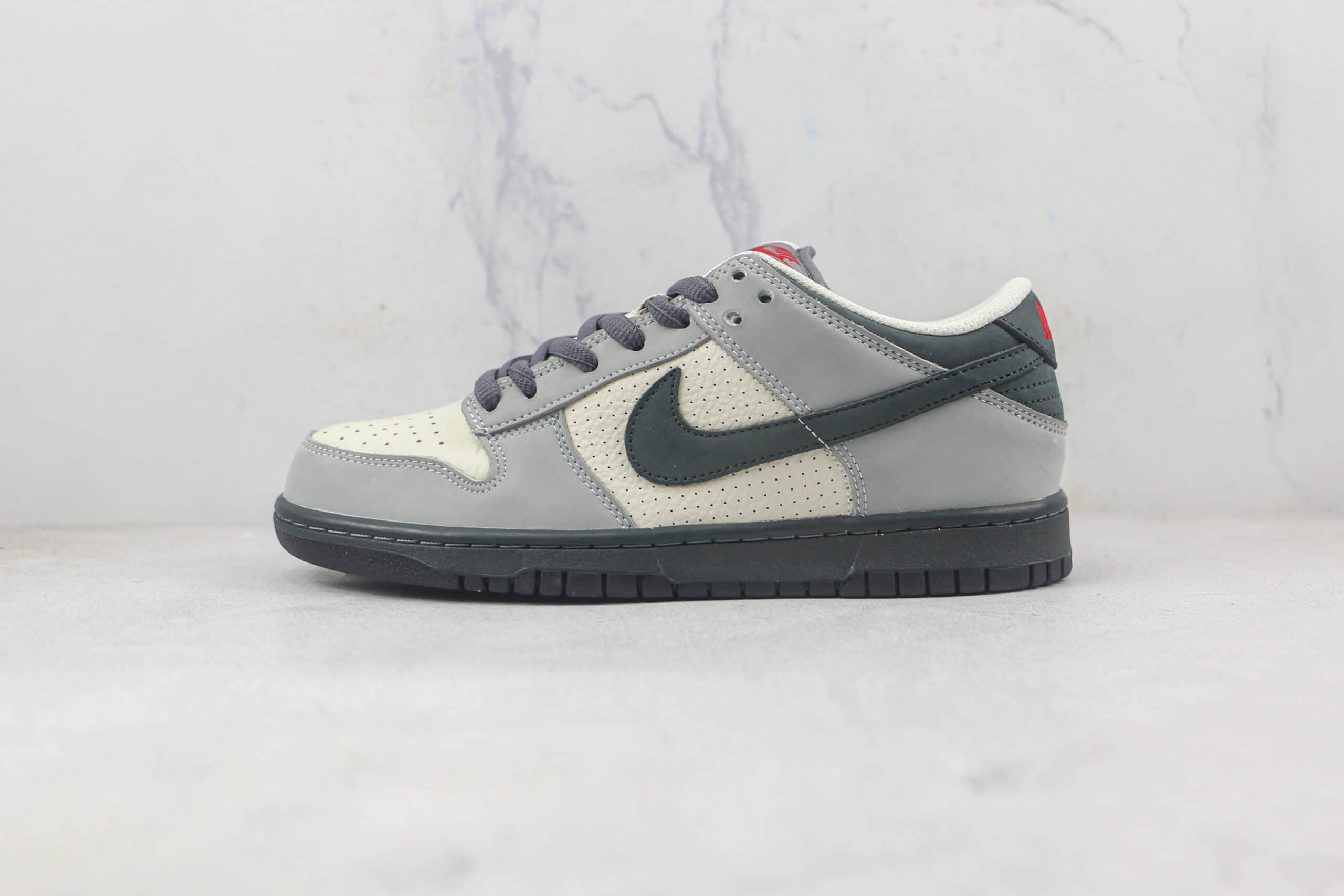 耐克Nike Dunk Low莆田天花板纯原复刻版本低帮DUNK灰白拼接板鞋内置气垫原盒原标 货号：304292-006