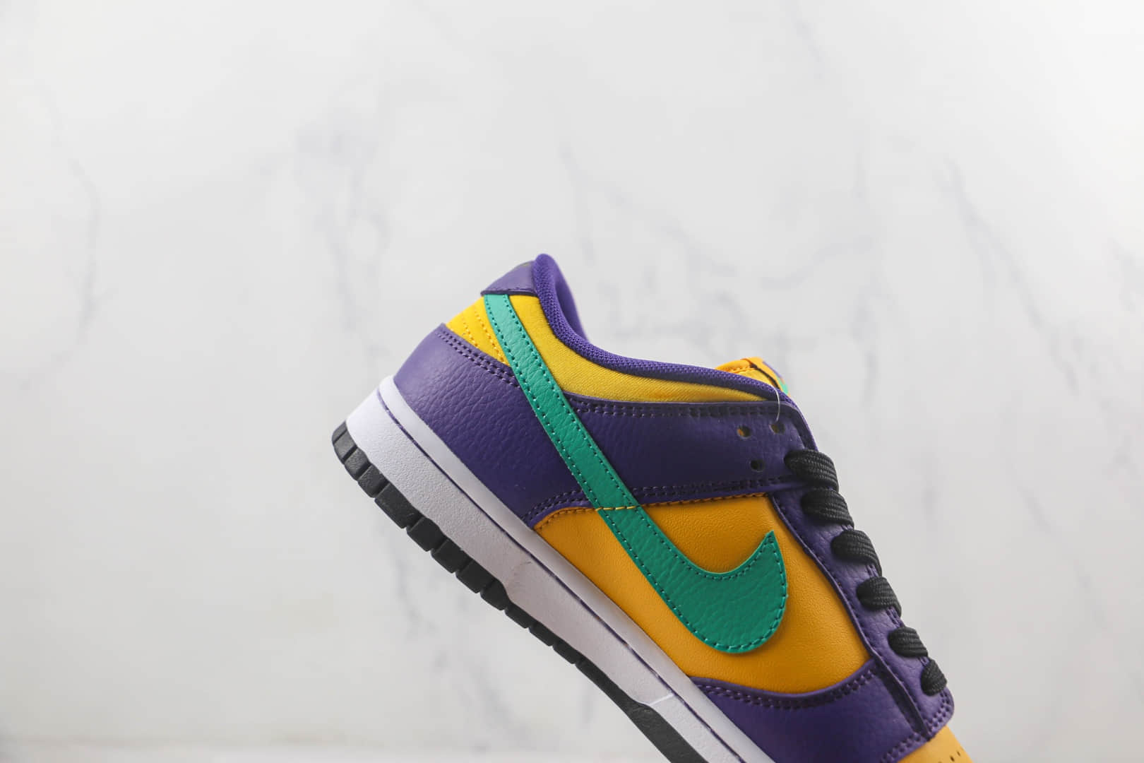 耐克Nike SB Dunk Low莆田纯原复刻版本低帮SB DUNK紫黄色莱斯莉洛杉矶火花队配色板鞋原楦头纸板打造 货号：DO9581-500