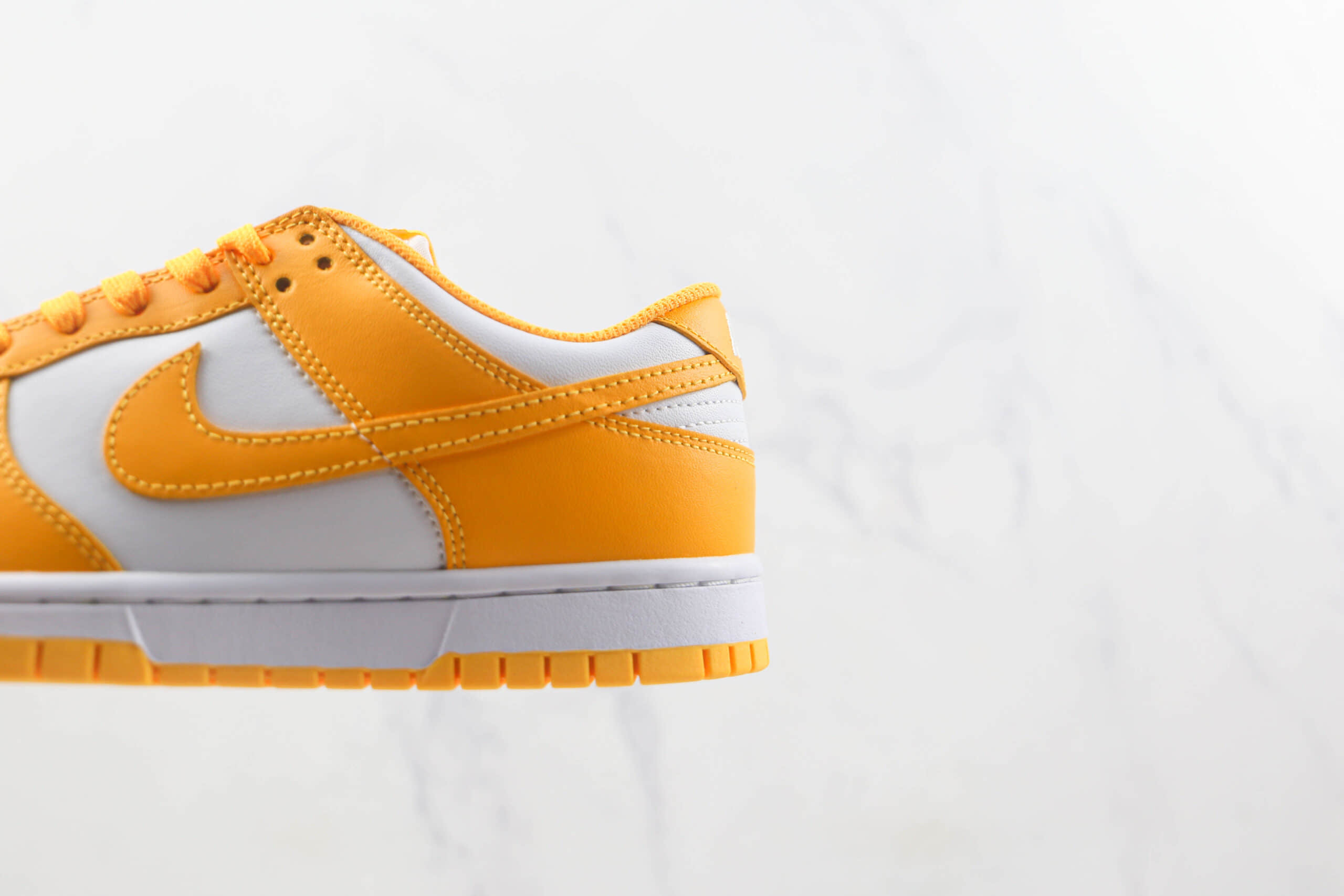 耐克Nike SB Dunk Low莆田天花板纯原复刻版本低帮SB DUNK白黄色板鞋原鞋开模一比一打造 货号：DD1503-800