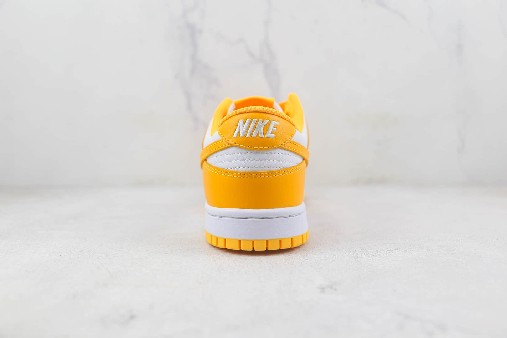 耐克Nike SB Dunk Low莆田天花板纯原复刻版本低帮SB DUNK白黄色板鞋原鞋开模一比一打造 货号：DD1503-800