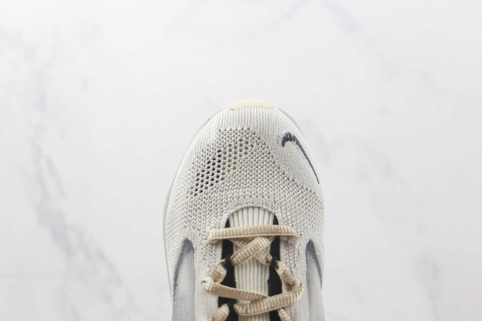 耐克Nike Spark Flyknit Coconut Milk Black莆田纯原复刻版本火花系列Flyknit解构编织奶白黑复古跑鞋原楦头纸板打造 货号：DD1901-001